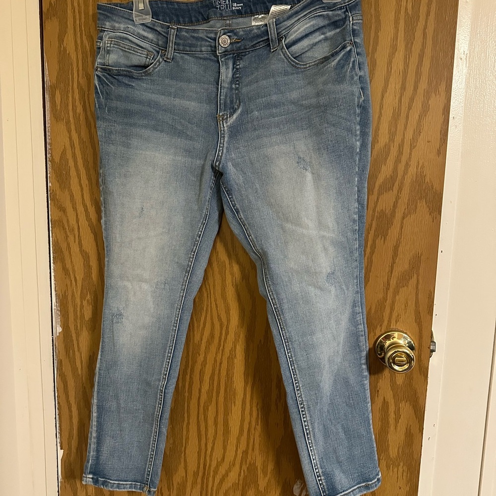 Time and Tru Blue Ankle Cropped Jeans